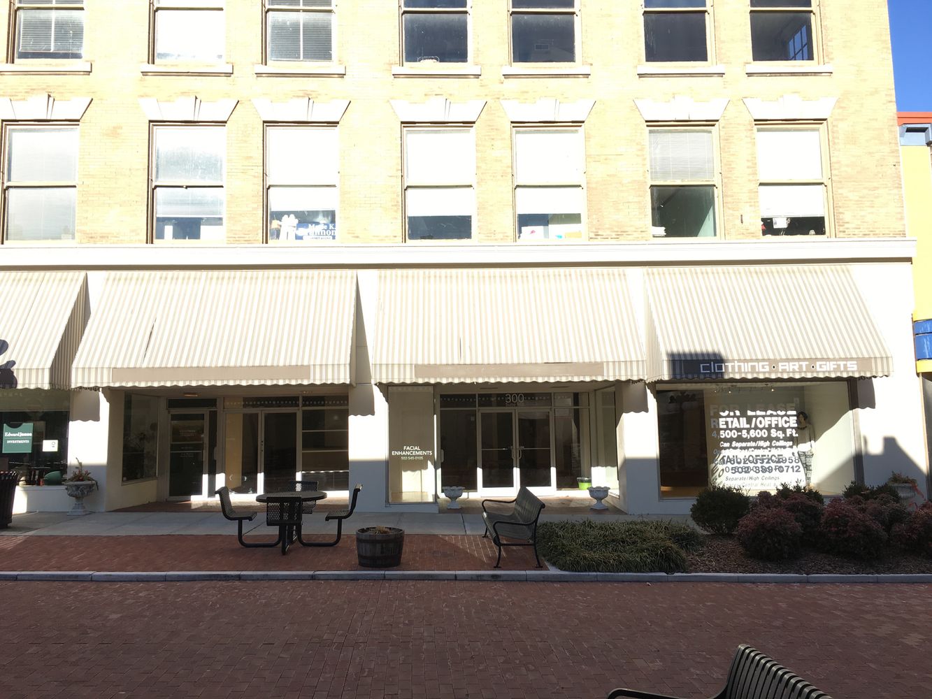 The McClure Building: 306 W Main St, Frankfort, KY 40601